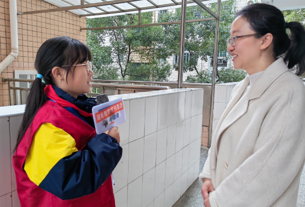 【耒阳站】实验小学：做“弯腰小模范”让文明之花处处开