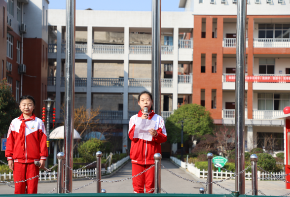 【慈利站】第一完全小学：学雷锋  树典型