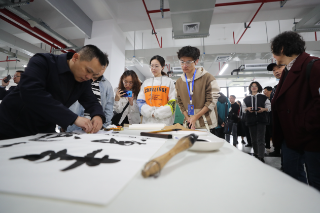 南华大学雨母校区：新图书馆开馆，20项活动营造阅读氛围