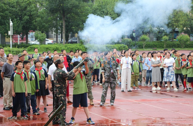 常德市鼎城区：青少年国防动员应急技能培训启动仪式举行