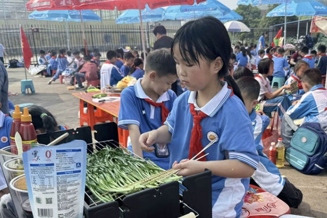 【新晃站】晃州镇第三完全小学：夏日趣烧烤  共享好“食”光