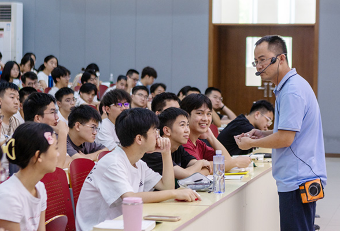 谭艳祥：把课上到极致